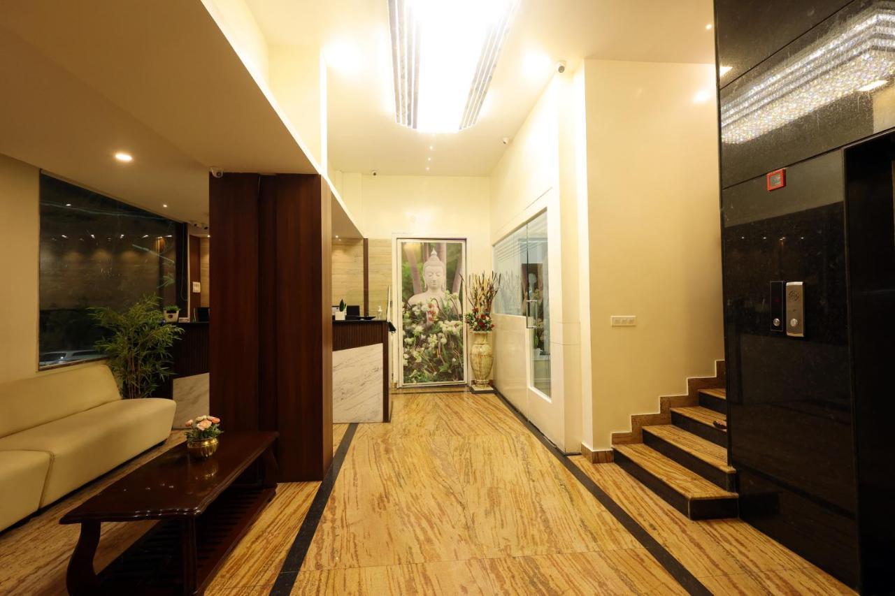 Grand Regency Rajajinagar, Iskcon Temple - Wtc Otel Bangalore Dış mekan fotoğraf