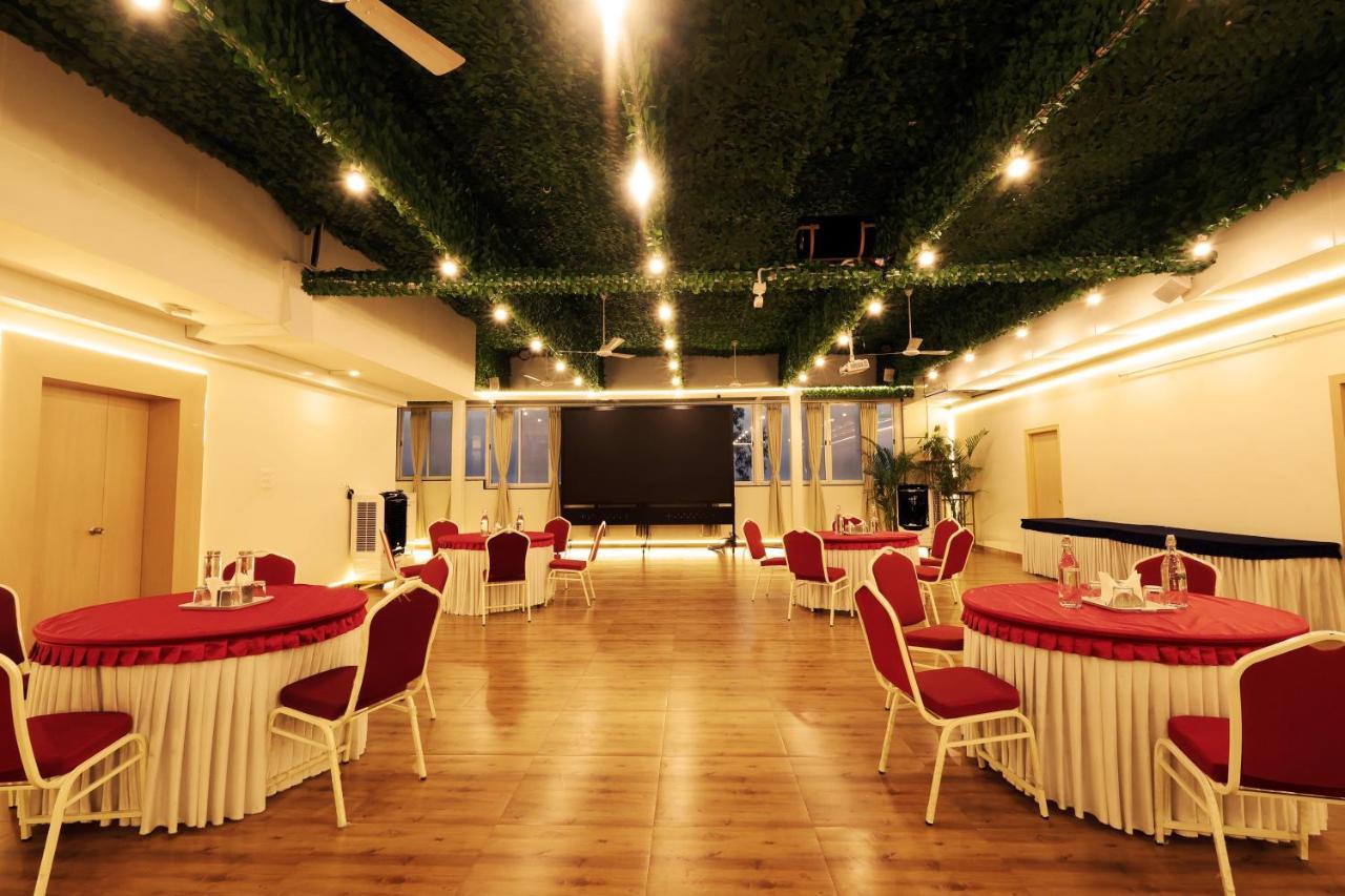 Grand Regency Rajajinagar, Iskcon Temple - Wtc Otel Bangalore Dış mekan fotoğraf