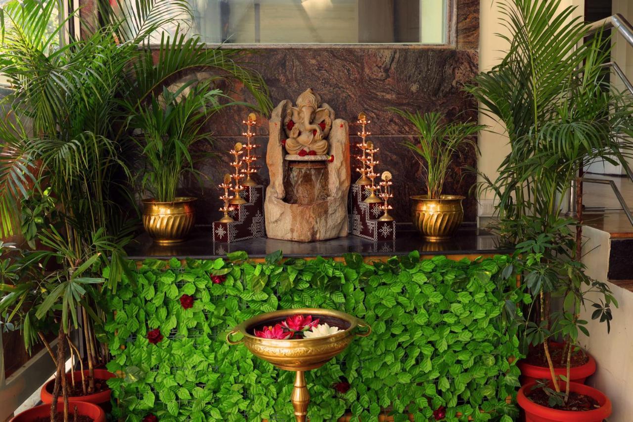 Grand Regency Rajajinagar, Iskcon Temple - Wtc Otel Bangalore Dış mekan fotoğraf