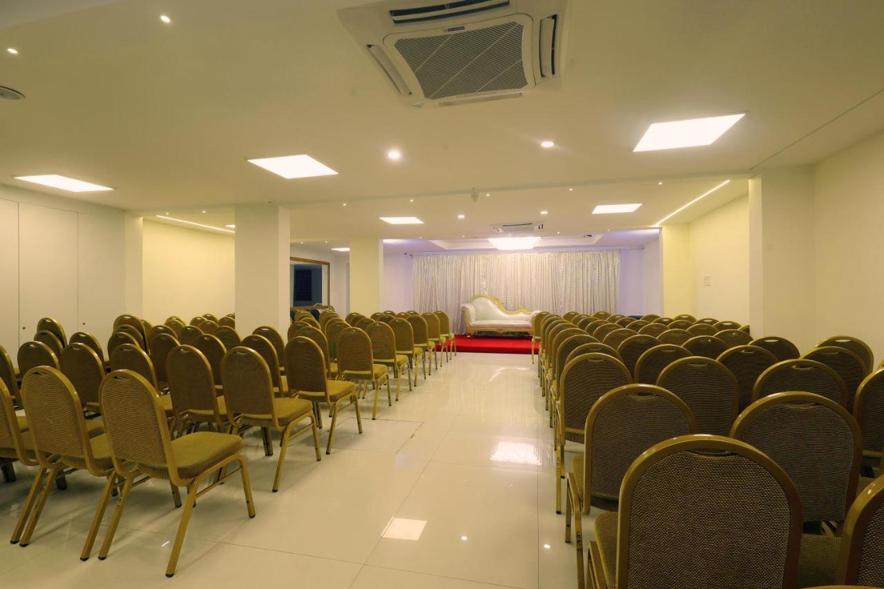 Grand Regency Rajajinagar, Iskcon Temple - Wtc Otel Bangalore Dış mekan fotoğraf