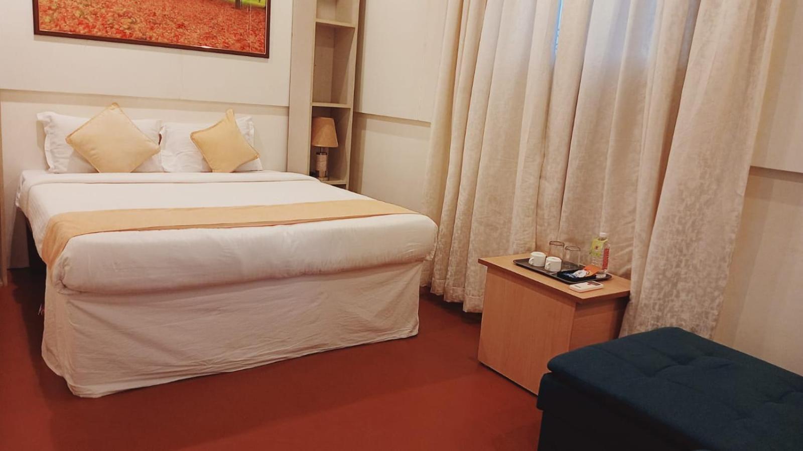 Grand Regency Rajajinagar, Iskcon Temple - Wtc Otel Bangalore Dış mekan fotoğraf