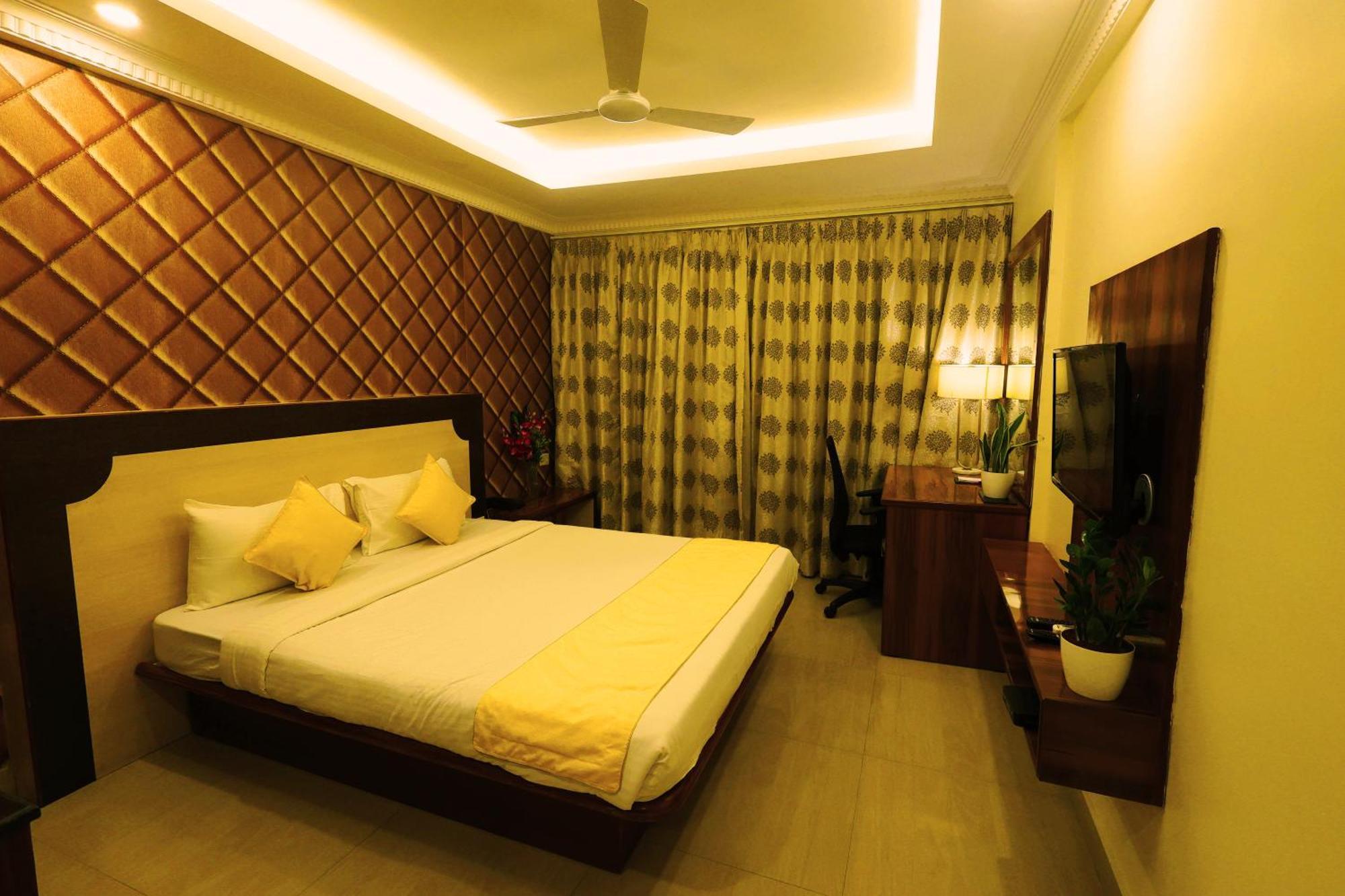 Grand Regency Rajajinagar, Iskcon Temple - Wtc Otel Bangalore Dış mekan fotoğraf