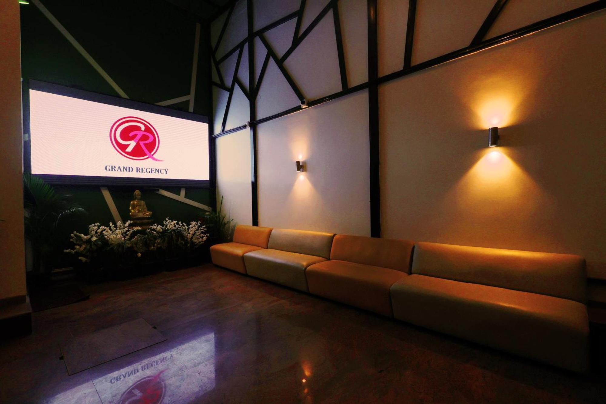 Grand Regency Rajajinagar, Iskcon Temple - Wtc Otel Bangalore Dış mekan fotoğraf