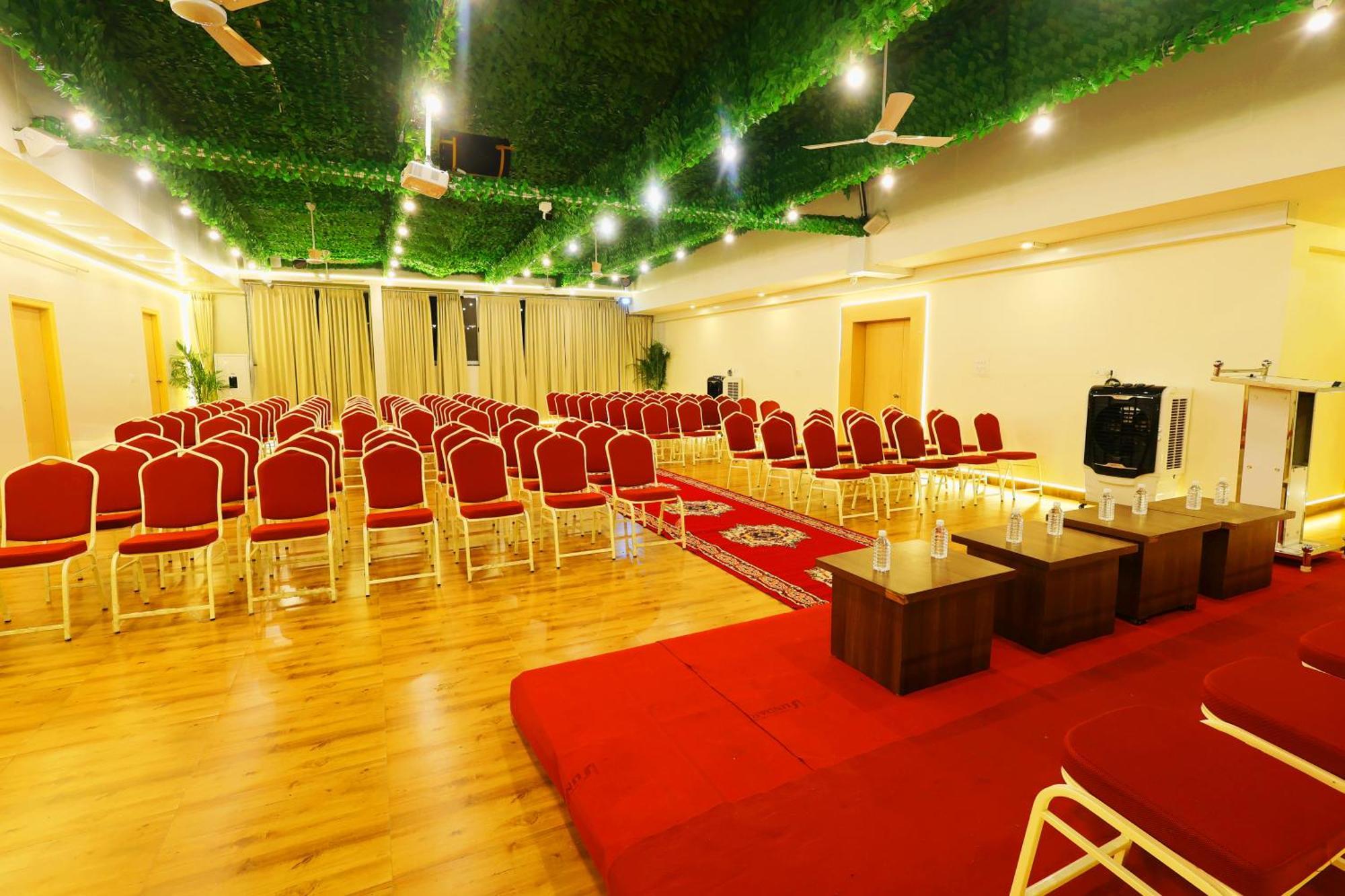 Grand Regency Rajajinagar, Iskcon Temple - Wtc Otel Bangalore Dış mekan fotoğraf