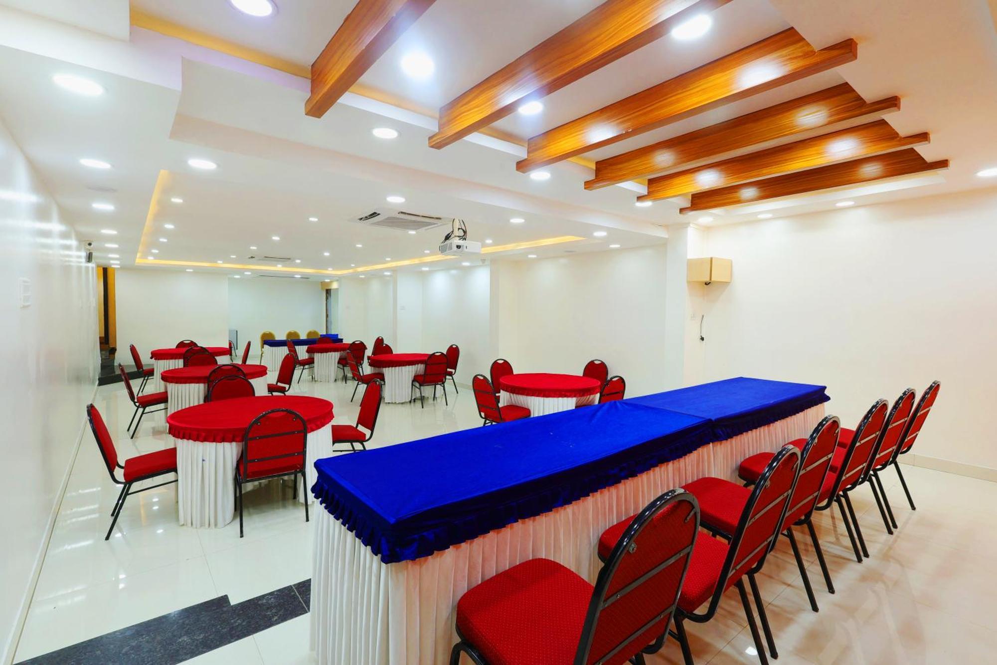 Grand Regency Rajajinagar, Iskcon Temple - Wtc Otel Bangalore Dış mekan fotoğraf